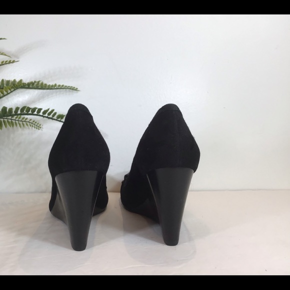 COACH BLACK SUEDE LEATHER SLIP ON WEDGES SZ 9.5 - Picture 6 of 8